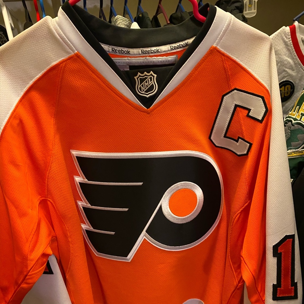 Mike Richards philly captain jersey Medium